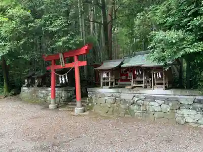 千足神社の末社・摂社
