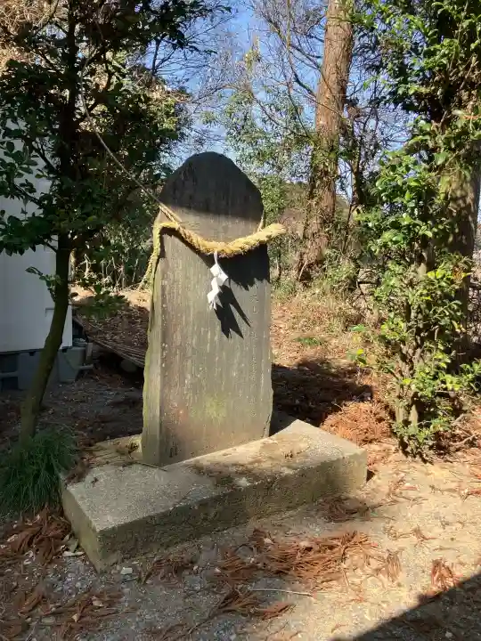 出流大山神社の{uncategorized: "未分類", other: "その他", undefined: "問題あり", building: "その他建物", grave: "お墓", sacred_gate: "鳥居", guardian: "狛犬", statue: "像", buddha: "仏像", history: "歴史", nature: "自然", garden: "庭園", animal: "動物", pagoda: "塔", temizu: "手水舎", mountain_gate: "山門・神門", sanctuary: "本殿・本堂", subordinate: "末社・摂社", art: "芸術", scenery: "景色", jizo: "地蔵", ema: "絵馬", goshuin: "御朱印", omikuji: "おみくじ", items: "授与品その他", amulet: "お守り", goshuincho: "御朱印帳", eats: "食事", festival: "お祭り", votive_dance: "神楽", shichigosan: "七五三参", wedding: "結婚式", experience: "体験その他", initially: "初詣", around: "周辺", anti_infection: "感染症対策"}