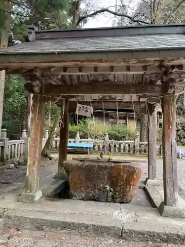 上一宮大粟神社の{uncategorized: "未分類", other: "その他", undefined: "問題あり", building: "その他建物", grave: "お墓", sacred_gate: "鳥居", guardian: "狛犬", statue: "像", buddha: "仏像", history: "歴史", nature: "自然", garden: "庭園", animal: "動物", pagoda: "塔", temizu: "手水舎", mountain_gate: "山門・神門", sanctuary: "本殿・本堂", subordinate: "末社・摂社", art: "芸術", scenery: "景色", jizo: "地蔵", ema: "絵馬", goshuin: "御朱印", omikuji: "おみくじ", items: "授与品その他", amulet: "お守り", goshuincho: "御朱印帳", eats: "食事", festival: "お祭り", votive_dance: "神楽", shichigosan: "七五三参", wedding: "結婚式", experience: "体験その他", initially: "初詣", around: "周辺", anti_infection: "感染症対策"}