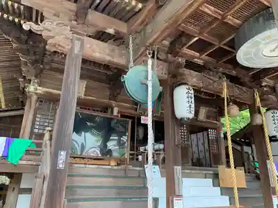 由加山 由加神社本宮の本殿・本堂