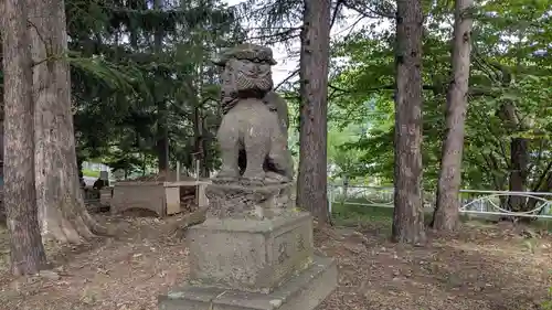 花岡神社の狛犬