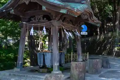 諏訪大社下社秋宮(長野県)