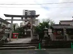 三輪神社の鳥居