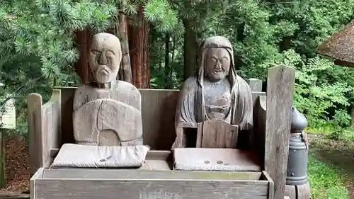 西明寺の像