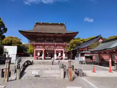 津島神社の山門・神門