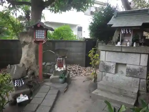 音松稲荷大明神のその他建物