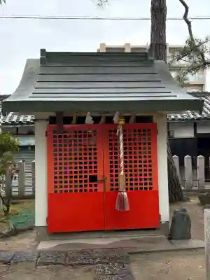 七松八幡神社の{uncategorized: "未分類", other: "その他", undefined: "問題あり", building: "その他建物", grave: "お墓", sacred_gate: "鳥居", guardian: "狛犬", statue: "像", buddha: "仏像", history: "歴史", nature: "自然", garden: "庭園", animal: "動物", pagoda: "塔", temizu: "手水舎", mountain_gate: "山門・神門", sanctuary: "本殿・本堂", subordinate: "末社・摂社", art: "芸術", scenery: "景色", jizo: "地蔵", ema: "絵馬", goshuin: "御朱印", omikuji: "おみくじ", items: "授与品その他", amulet: "お守り", goshuincho: "御朱印帳", eats: "食事", festival: "お祭り", votive_dance: "神楽", shichigosan: "七五三参", wedding: "結婚式", experience: "体験その他", initially: "初詣", around: "周辺", anti_infection: "感染症対策"}