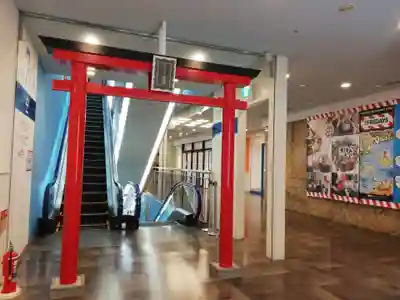 アクアシティお台場神社の鳥居