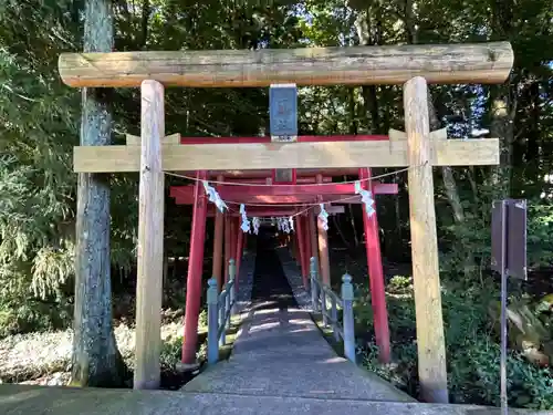 新屋山神社(山梨県)