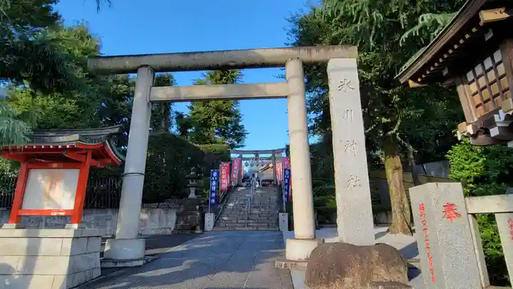 中野沼袋氷川神社の鳥居