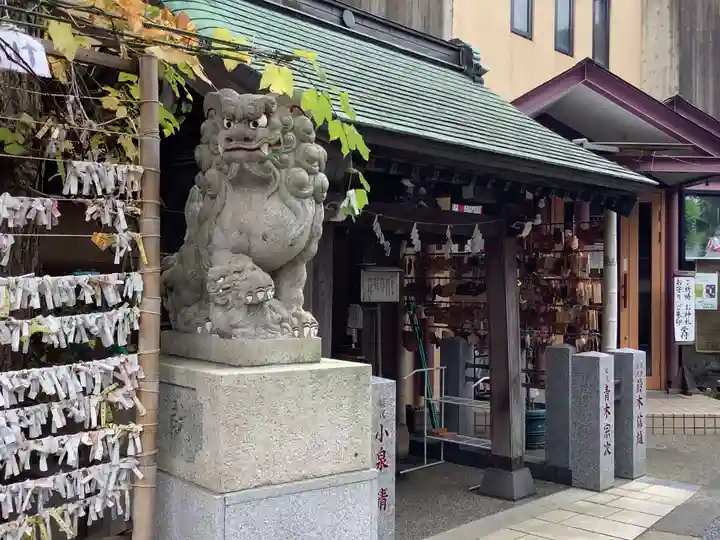 菊名神社の狛犬