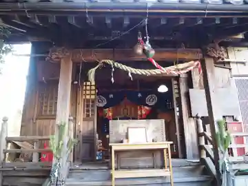元宿堰稲荷神社の本殿・本堂