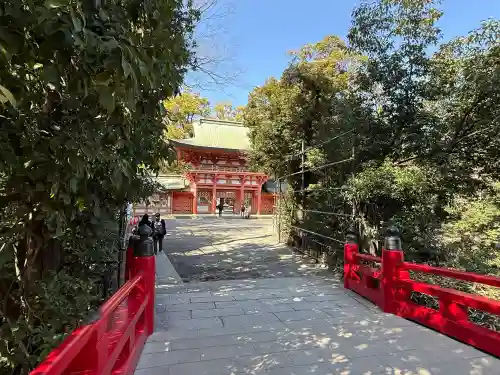 武蔵一宮氷川神社の{uncategorized: "未分類", other: "その他", undefined: "問題あり", building: "その他建物", grave: "お墓", sacred_gate: "鳥居", guardian: "狛犬", statue: "像", buddha: "仏像", history: "歴史", nature: "自然", garden: "庭園", animal: "動物", pagoda: "塔", temizu: "手水舎", mountain_gate: "山門・神門", sanctuary: "本殿・本堂", subordinate: "末社・摂社", art: "芸術", scenery: "景色", jizo: "地蔵", ema: "絵馬", goshuin: "御朱印", omikuji: "おみくじ", items: "授与品その他", amulet: "お守り", goshuincho: "御朱印帳", eats: "食事", festival: "お祭り", votive_dance: "神楽", shichigosan: "七五三参", wedding: "結婚式", experience: "体験その他", initially: "初詣", around: "周辺", anti_infection: "感染症対策"}