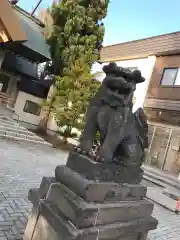 烈々布神社の狛犬