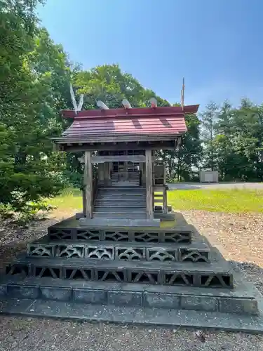 信部内神社の本殿