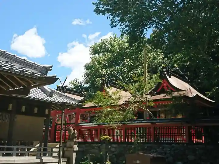 丹生官省符神社の本殿・本堂