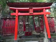 稲荷大神（式葉姫稲荷）の鳥居