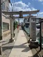 久富稲荷神社の{uncategorized: "未分類", other: "その他", undefined: "問題あり", building: "その他建物", grave: "お墓", sacred_gate: "鳥居", guardian: "狛犬", statue: "像", buddha: "仏像", history: "歴史", nature: "自然", garden: "庭園", animal: "動物", pagoda: "塔", temizu: "手水舎", mountain_gate: "山門・神門", sanctuary: "本殿・本堂", subordinate: "末社・摂社", art: "芸術", scenery: "景色", jizo: "地蔵", ema: "絵馬", goshuin: "御朱印", omikuji: "おみくじ", items: "授与品その他", amulet: "お守り", goshuincho: "御朱印帳", eats: "食事", festival: "お祭り", votive_dance: "神楽", shichigosan: "七五三参", wedding: "結婚式", experience: "体験その他", initially: "初詣", around: "周辺", anti_infection: "感染症対策"}