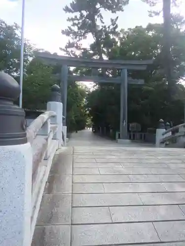 寒川神社の鳥居