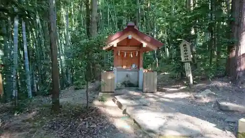 眞名井神社（籠神社奥宮）の末社