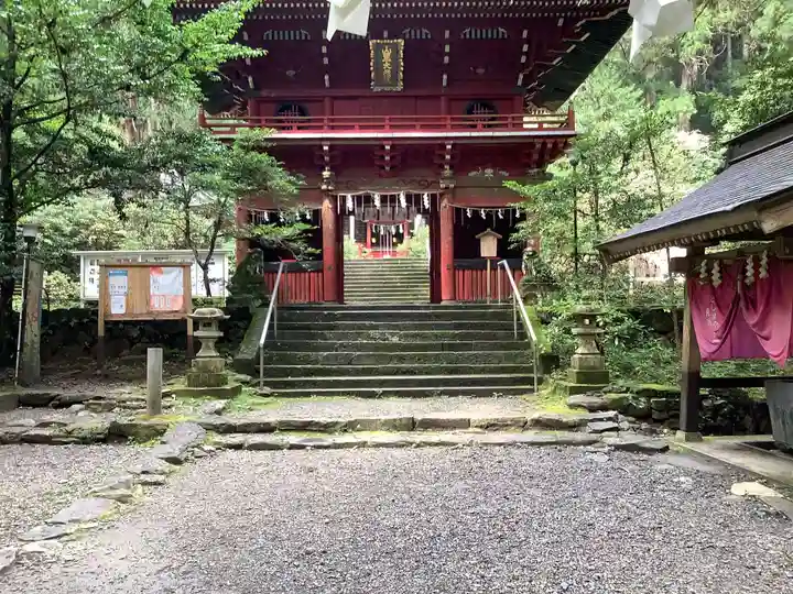 花園神社の山門・神門