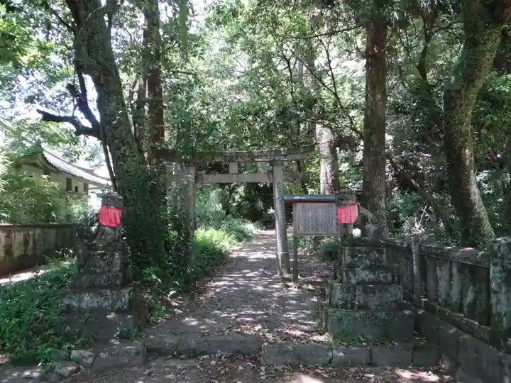 秦神社(高知県)