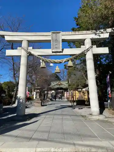 鎮守氷川神社の鳥居