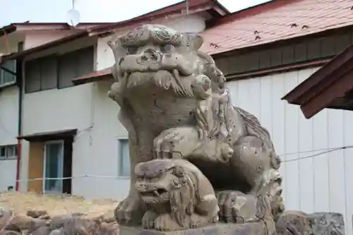 石背國造神社の狛犬