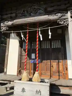 白山神社の{uncategorized: "未分類", other: "その他", undefined: "問題あり", building: "その他建物", grave: "お墓", sacred_gate: "鳥居", guardian: "狛犬", statue: "像", buddha: "仏像", history: "歴史", nature: "自然", garden: "庭園", animal: "動物", pagoda: "塔", temizu: "手水舎", mountain_gate: "山門・神門", sanctuary: "本殿・本堂", subordinate: "末社・摂社", art: "芸術", scenery: "景色", jizo: "地蔵", ema: "絵馬", goshuin: "御朱印", omikuji: "おみくじ", items: "授与品その他", amulet: "お守り", goshuincho: "御朱印帳", eats: "食事", festival: "お祭り", votive_dance: "神楽", shichigosan: "七五三参", wedding: "結婚式", experience: "体験その他", initially: "初詣", around: "周辺", anti_infection: "感染症対策"}