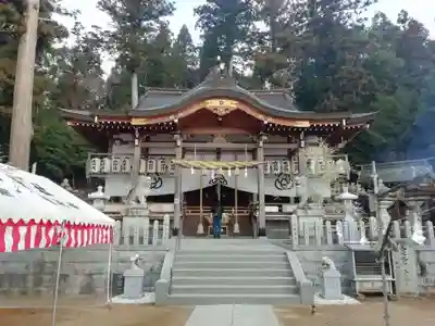 三輪神社の本殿・本堂