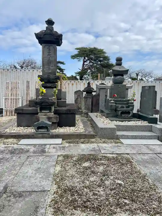 成就院の{uncategorized: "未分類", other: "その他", undefined: "問題あり", building: "その他建物", grave: "お墓", sacred_gate: "鳥居", guardian: "狛犬", statue: "像", buddha: "仏像", history: "歴史", nature: "自然", garden: "庭園", animal: "動物", pagoda: "塔", temizu: "手水舎", mountain_gate: "山門・神門", sanctuary: "本殿・本堂", subordinate: "末社・摂社", art: "芸術", scenery: "景色", jizo: "地蔵", ema: "絵馬", goshuin: "御朱印", omikuji: "おみくじ", items: "授与品その他", amulet: "お守り", goshuincho: "御朱印帳", eats: "食事", festival: "お祭り", votive_dance: "神楽", shichigosan: "七五三参", wedding: "結婚式", experience: "体験その他", initially: "初詣", around: "周辺", anti_infection: "感染症対策"}