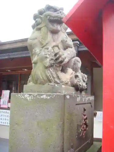 鎮守氷川神社の狛犬