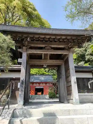 荏柄天神社の山門・神門
