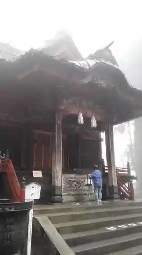 榛名神社の本殿