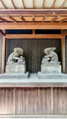 調神社の狛犬