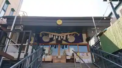 菊名神社の本殿・本堂