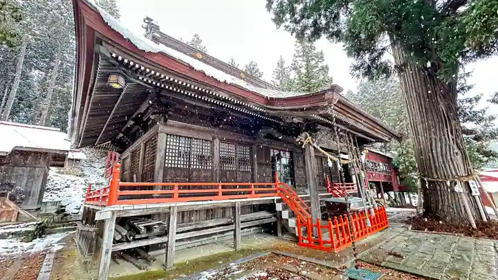 鼬幣稲荷神社(岩手県)