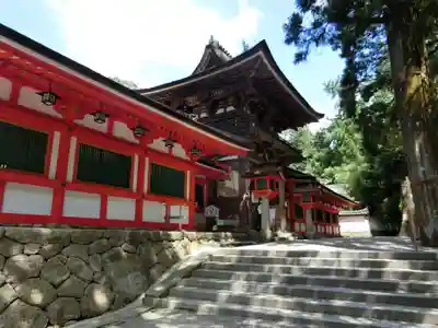 石上神宮の山門・神門