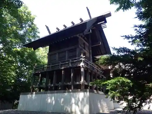 和寒神社の本殿