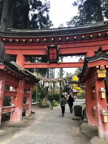 達谷西光寺の鳥居