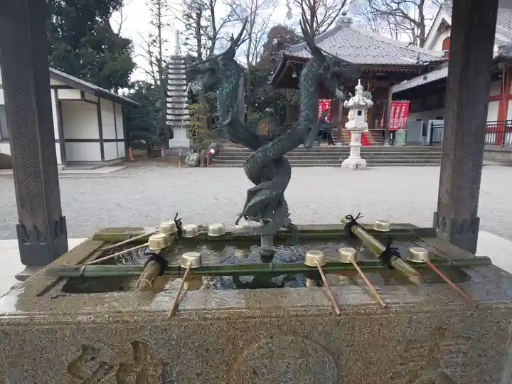 照明寺 (反町薬師尊)の手水舎