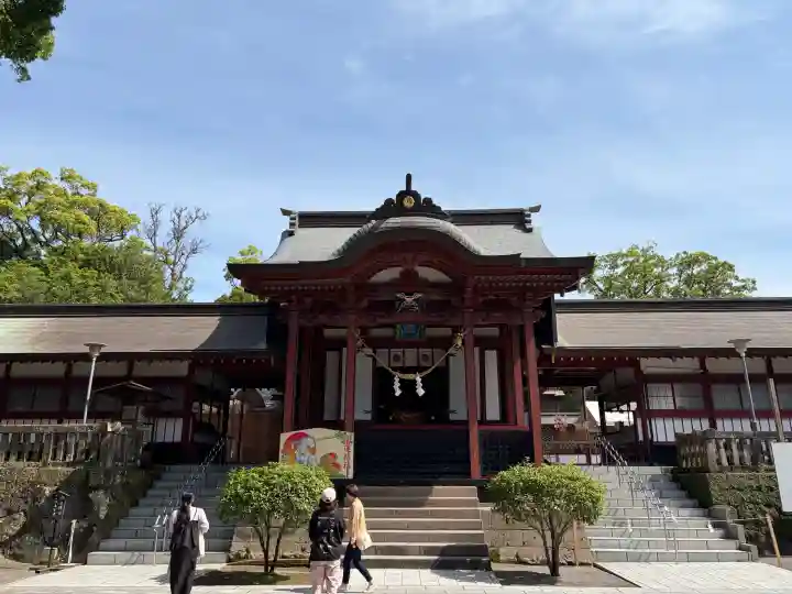 鹿児島神宮の{uncategorized: "未分類", other: "その他", undefined: "問題あり", building: "その他建物", grave: "お墓", sacred_gate: "鳥居", guardian: "狛犬", statue: "像", buddha: "仏像", history: "歴史", nature: "自然", garden: "庭園", animal: "動物", pagoda: "塔", temizu: "手水舎", mountain_gate: "山門・神門", sanctuary: "本殿・本堂", subordinate: "末社・摂社", art: "芸術", scenery: "景色", jizo: "地蔵", ema: "絵馬", goshuin: "御朱印", omikuji: "おみくじ", items: "授与品その他", amulet: "お守り", goshuincho: "御朱印帳", eats: "食事", festival: "お祭り", votive_dance: "神楽", shichigosan: "七五三参", wedding: "結婚式", experience: "体験その他", initially: "初詣", around: "周辺", anti_infection: "感染症対策"}