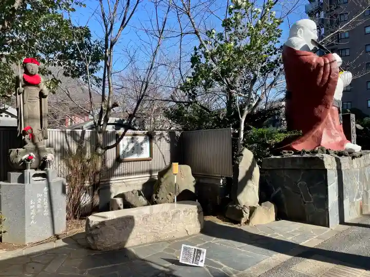 浄心寺の{uncategorized: "未分類", other: "その他", undefined: "問題あり", building: "その他建物", grave: "お墓", sacred_gate: "鳥居", guardian: "狛犬", statue: "像", buddha: "仏像", history: "歴史", nature: "自然", garden: "庭園", animal: "動物", pagoda: "塔", temizu: "手水舎", mountain_gate: "山門・神門", sanctuary: "本殿・本堂", subordinate: "末社・摂社", art: "芸術", scenery: "景色", jizo: "地蔵", ema: "絵馬", goshuin: "御朱印", omikuji: "おみくじ", items: "授与品その他", amulet: "お守り", goshuincho: "御朱印帳", eats: "食事", festival: "お祭り", votive_dance: "神楽", shichigosan: "七五三参", wedding: "結婚式", experience: "体験その他", initially: "初詣", around: "周辺", anti_infection: "感染症対策"}