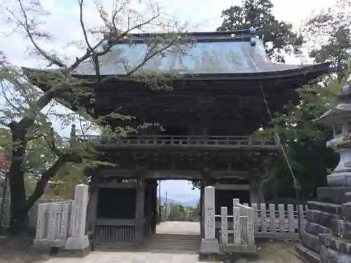 筑波山神社の山門・神門