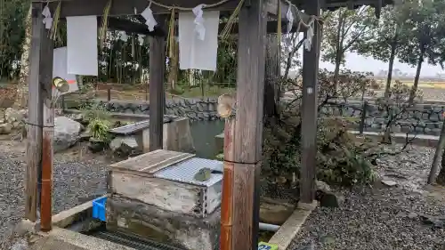 飯開神社の{uncategorized: "未分類", other: "その他", undefined: "問題あり", building: "その他建物", grave: "お墓", sacred_gate: "鳥居", guardian: "狛犬", statue: "像", buddha: "仏像", history: "歴史", nature: "自然", garden: "庭園", animal: "動物", pagoda: "塔", temizu: "手水舎", mountain_gate: "山門・神門", sanctuary: "本殿・本堂", subordinate: "末社・摂社", art: "芸術", scenery: "景色", jizo: "地蔵", ema: "絵馬", goshuin: "御朱印", omikuji: "おみくじ", items: "授与品その他", amulet: "お守り", goshuincho: "御朱印帳", eats: "食事", festival: "お祭り", votive_dance: "神楽", shichigosan: "七五三参", wedding: "結婚式", experience: "体験その他", initially: "初詣", around: "周辺", anti_infection: "感染症対策"}