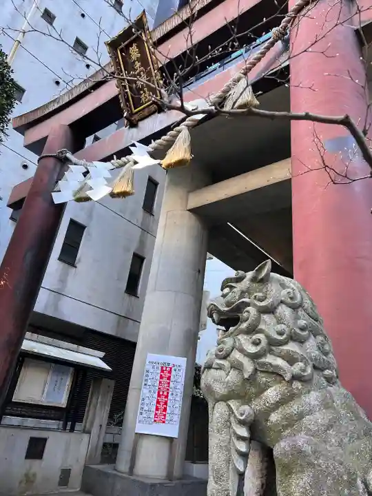 築土神社の鳥居