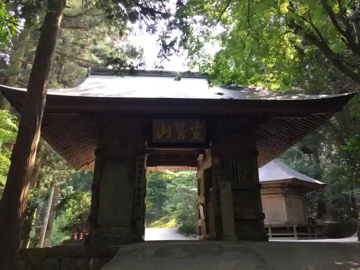鶴林寺の山門・神門