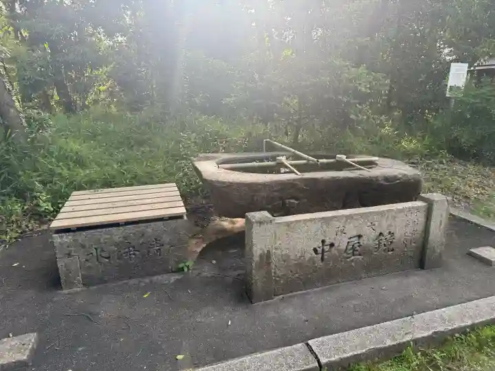 鏡作坐天照御魂神社の{uncategorized: "未分類", other: "その他", undefined: "問題あり", building: "その他建物", grave: "お墓", sacred_gate: "鳥居", guardian: "狛犬", statue: "像", buddha: "仏像", history: "歴史", nature: "自然", garden: "庭園", animal: "動物", pagoda: "塔", temizu: "手水舎", mountain_gate: "山門・神門", sanctuary: "本殿・本堂", subordinate: "末社・摂社", art: "芸術", scenery: "景色", jizo: "地蔵", ema: "絵馬", goshuin: "御朱印", omikuji: "おみくじ", items: "授与品その他", amulet: "お守り", goshuincho: "御朱印帳", eats: "食事", festival: "お祭り", votive_dance: "神楽", shichigosan: "七五三参", wedding: "結婚式", experience: "体験その他", initially: "初詣", around: "周辺", anti_infection: "感染症対策"}