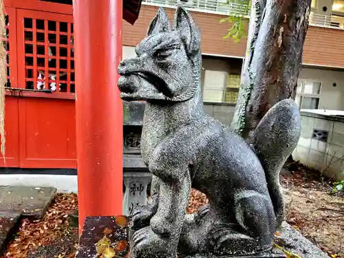 田中稲荷神社の狛犬