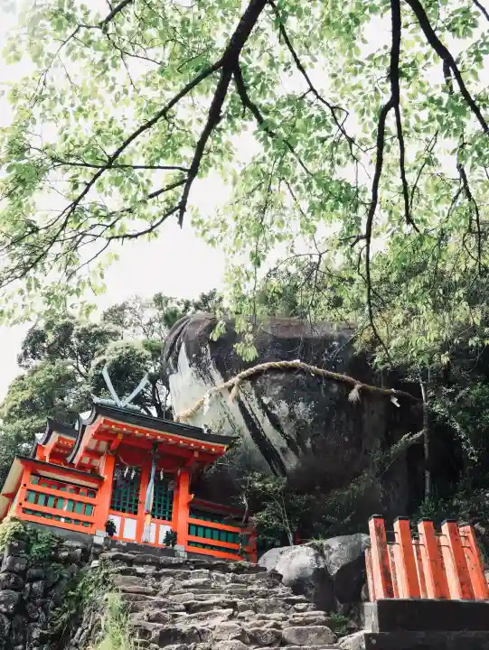 神倉神社(熊野速玉大社摂社)の{uncategorized: "未分類", other: "その他", undefined: "問題あり", building: "その他建物", grave: "お墓", sacred_gate: "鳥居", guardian: "狛犬", statue: "像", buddha: "仏像", history: "歴史", nature: "自然", garden: "庭園", animal: "動物", pagoda: "塔", temizu: "手水舎", mountain_gate: "山門・神門", sanctuary: "本殿・本堂", subordinate: "末社・摂社", art: "芸術", scenery: "景色", jizo: "地蔵", ema: "絵馬", goshuin: "御朱印", omikuji: "おみくじ", items: "授与品その他", amulet: "お守り", goshuincho: "御朱印帳", eats: "食事", festival: "お祭り", votive_dance: "神楽", shichigosan: "七五三参", wedding: "結婚式", experience: "体験その他", initially: "初詣", around: "周辺", anti_infection: "感染症対策"}